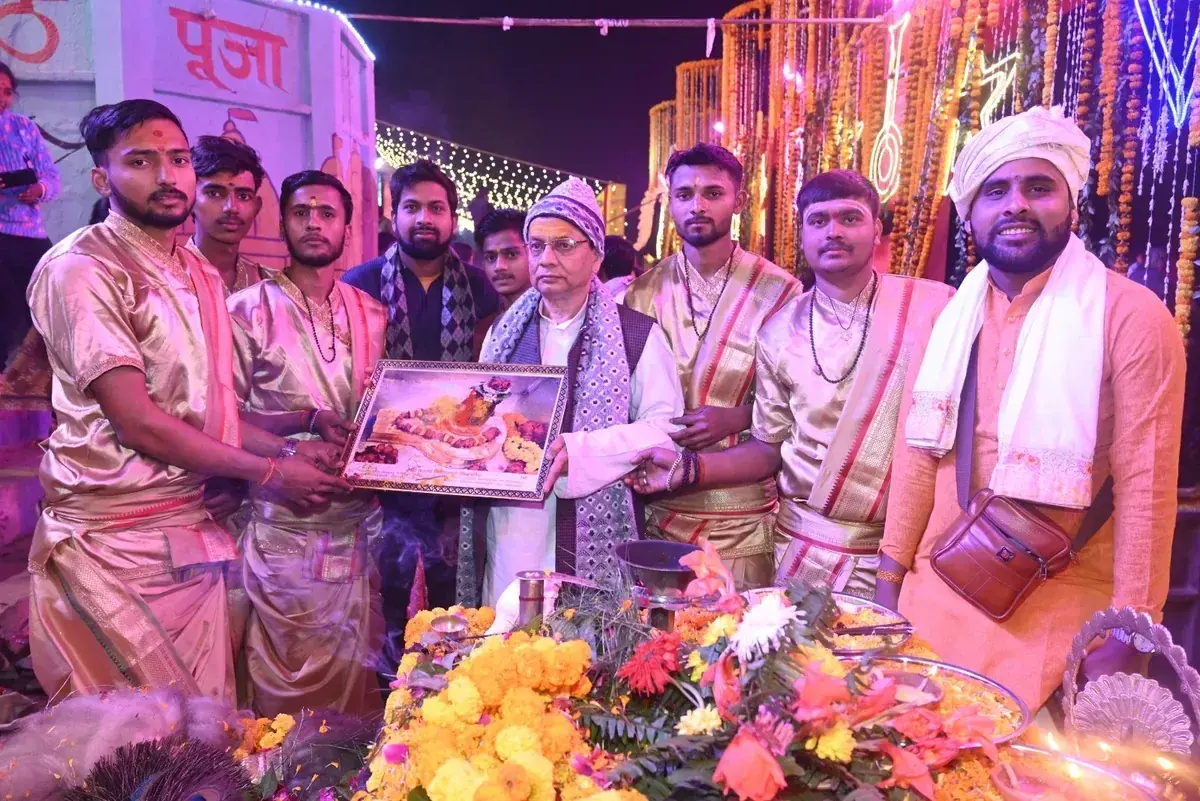Sacred flame offerings during Aarti