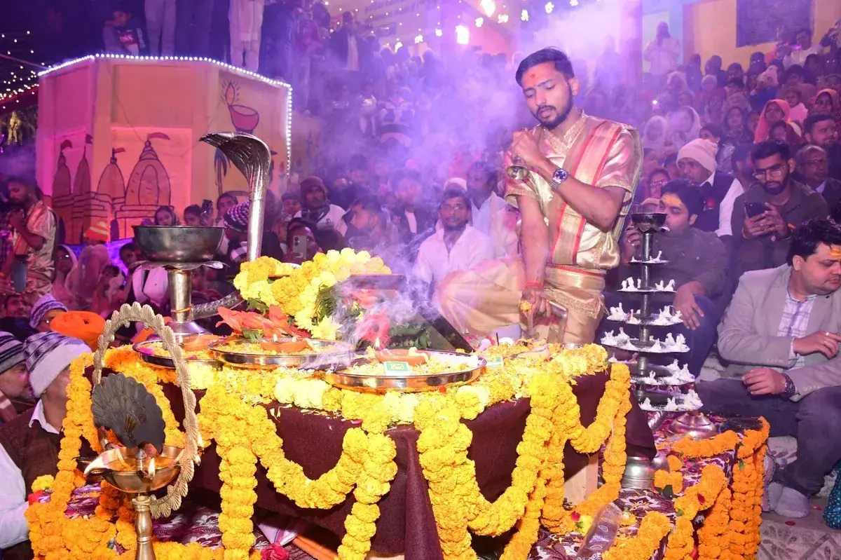 The grand Maha Aarti procession
