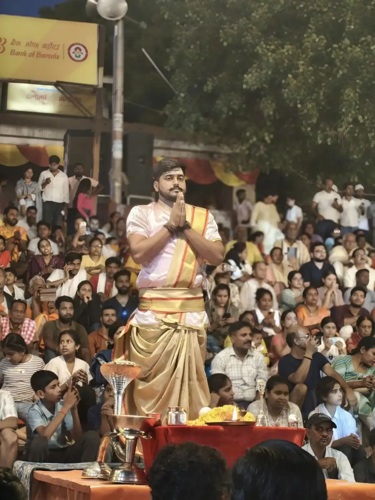Dewansh Pandey — Vedic Practitioner · Kashi